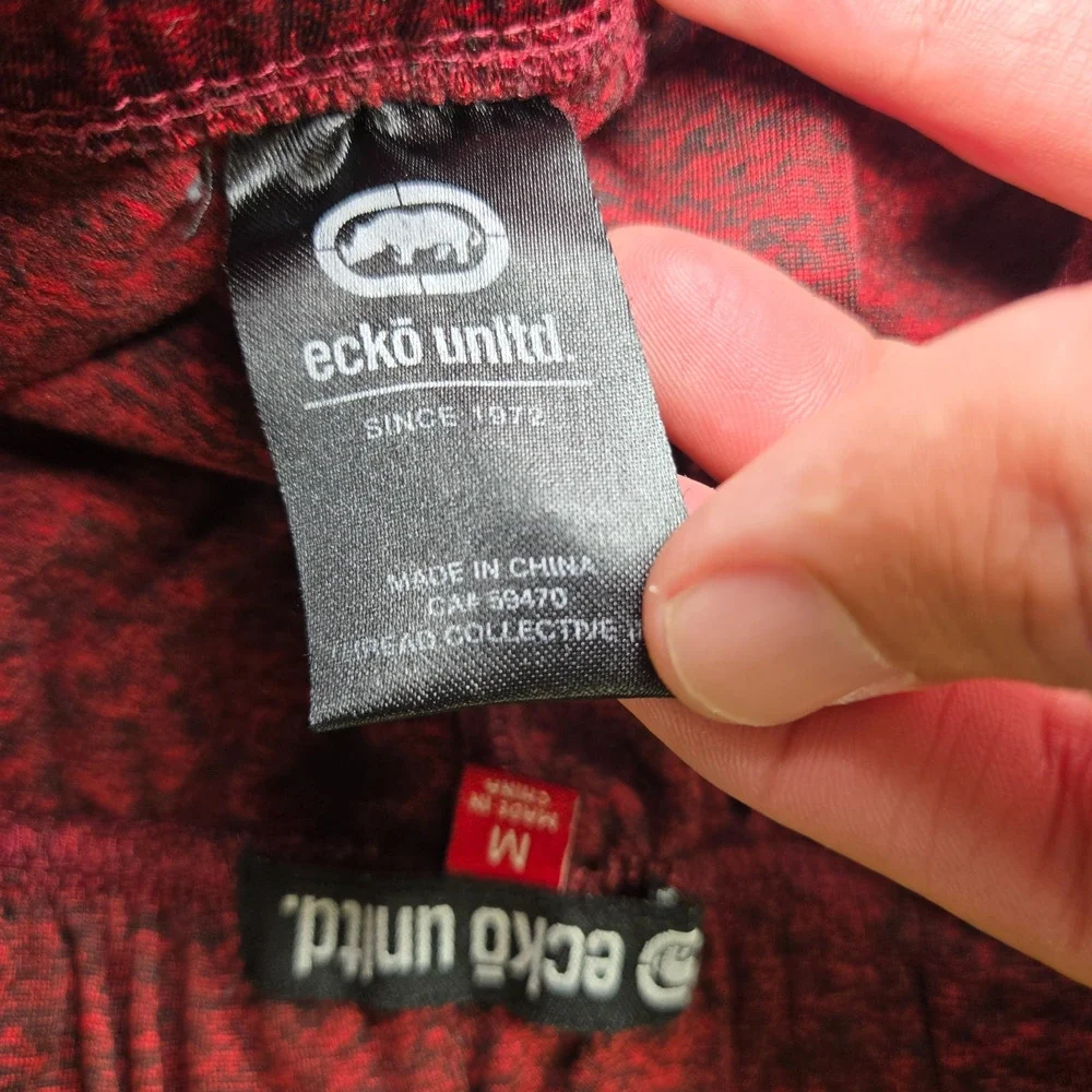 Ecko Unlimited classic styling red